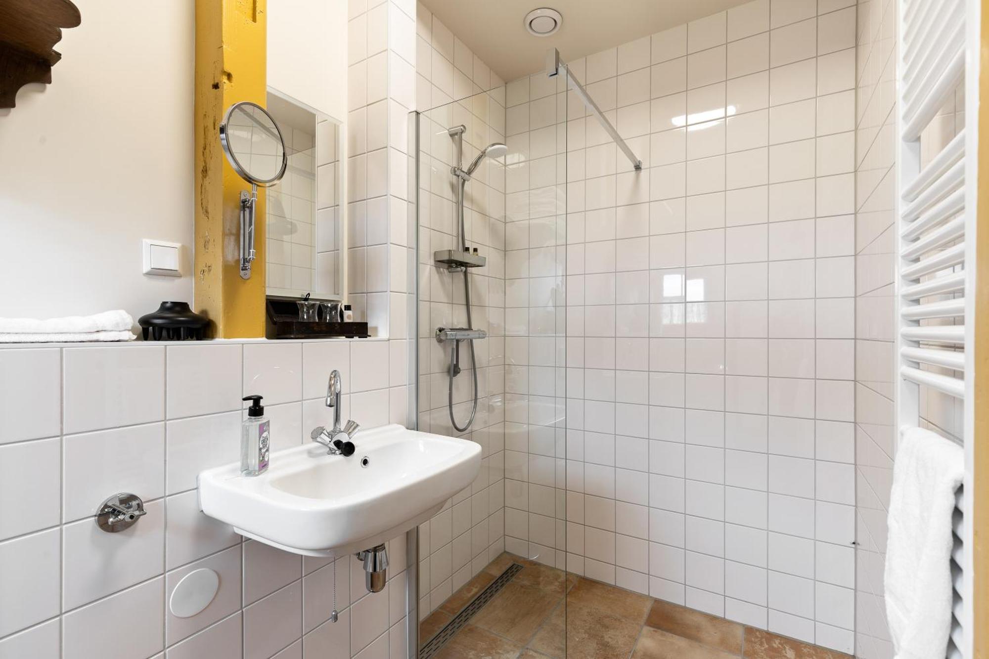 Boutique Hotel Jongwijs Westzaan Eksteriør bilde